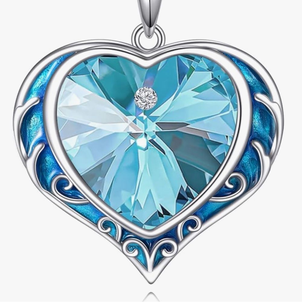NEW Love Heart Pendant Austrian Crystals 925 Sterling Silver Heart Necklaces